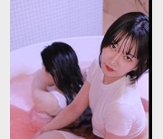 韩国姐姐LeeYeonwoo4k湿身给力佳作霸榜S风姐姐