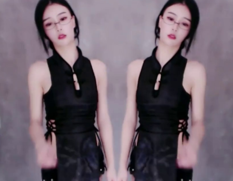 独家艾可乐热舞合集下载：16.2G内容，尺度适中，收藏必备！