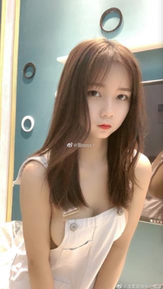 清纯女神苗老师绝版视频合集1.4G，性感玉兔身材惹火直播惊喜