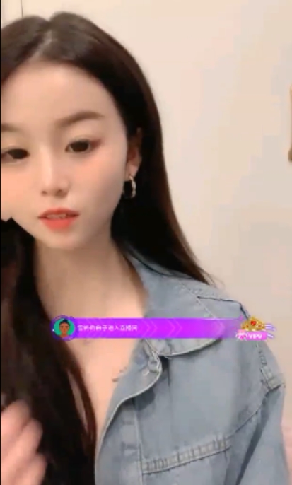 童颜大罩杯美爆可可baby，嫩的B舔原创录制资源日期2022/3/24，3.53G超清4小时20分钟有声音