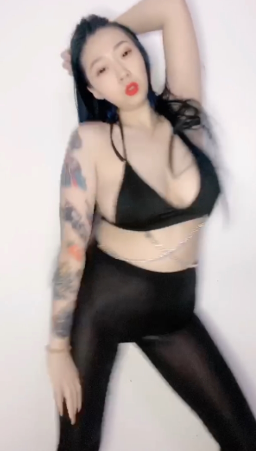 乖乖女欣妹自拍视频1.13G，百度云永久链接