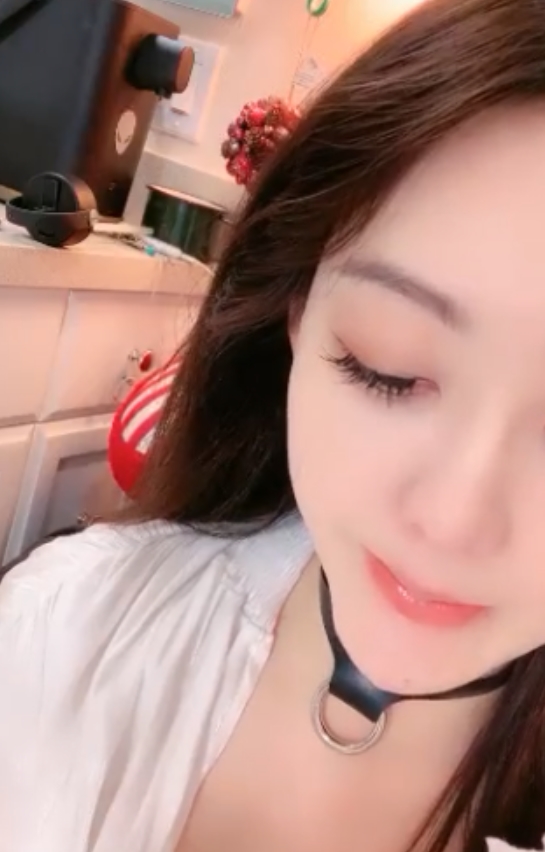 军阀太太人气女神合集,百度ED2K小奶瓶NEINEI新增视频872个