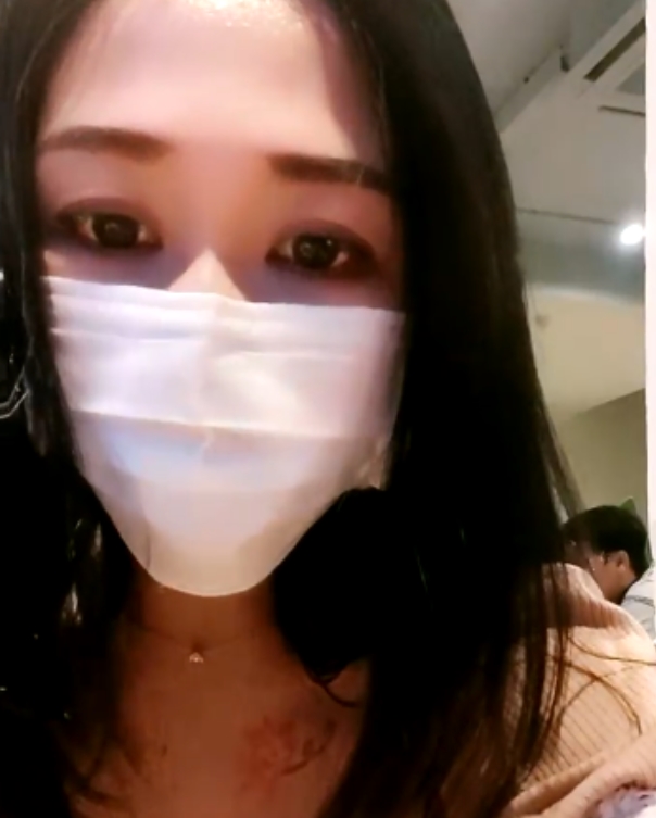 “神秘表演者”震撼出场,不明液体惊艳全场,视频失效无法补救!