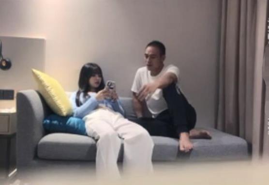 抖音网红兰兰鹿鹿交友门事件最新完整合集,精彩不容错过