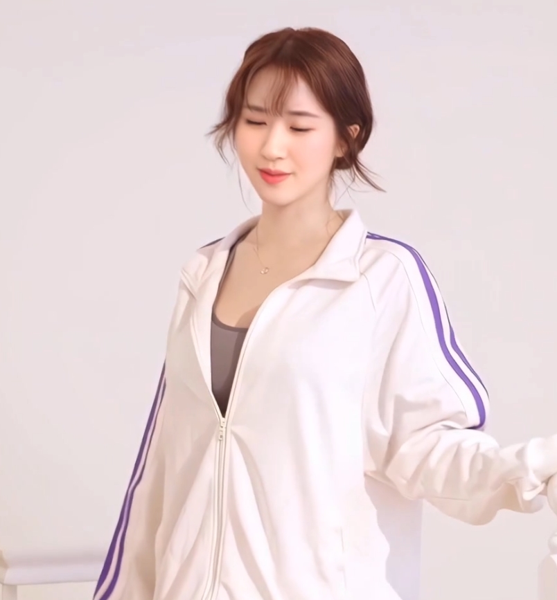 赵露思AI换脸视频4.01G，10个版本百度盘下载，解压方法详解，截图询问有回复