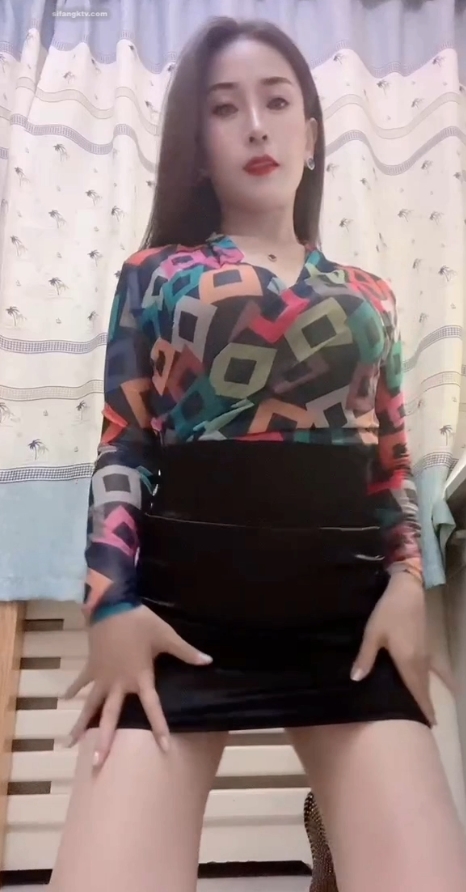 东方晴琴+大玉儿+钱宝宝(玉兔兔)福利视频83V5.8G转载搬运