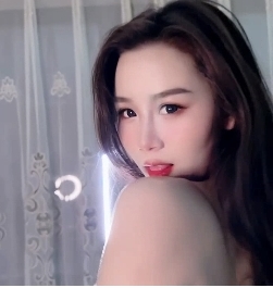 快手辣条最新复出，视频资源丰富多样，粉丝热情期待