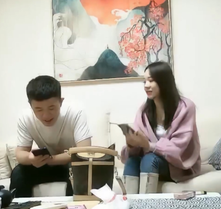 边缘探花:170V160G探险合集