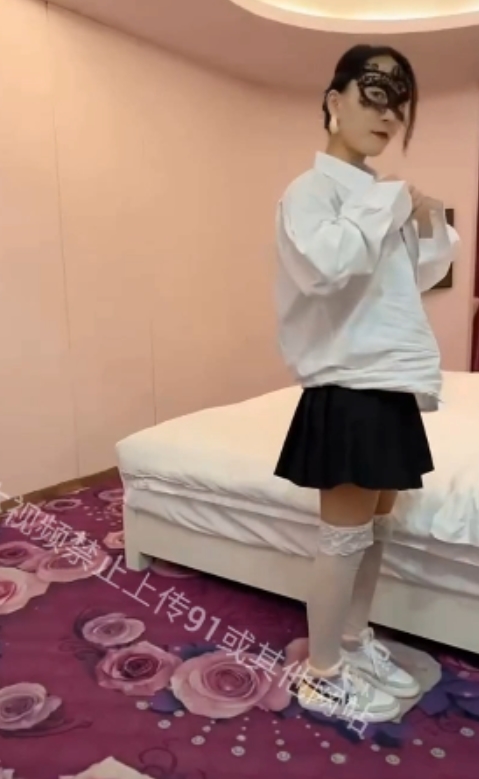 绿帽妻子系列1-7部21g:性感妩媚的伊能静引发的情感冲突