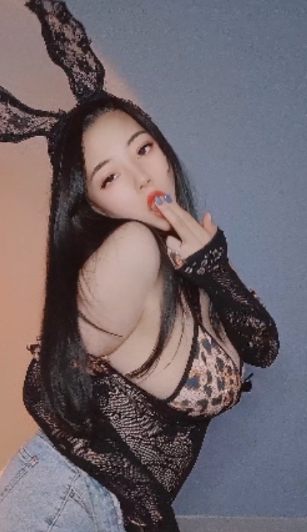 刘貂蝉私拍热舞大集合!127部视频尽显妹子诱惑魅力