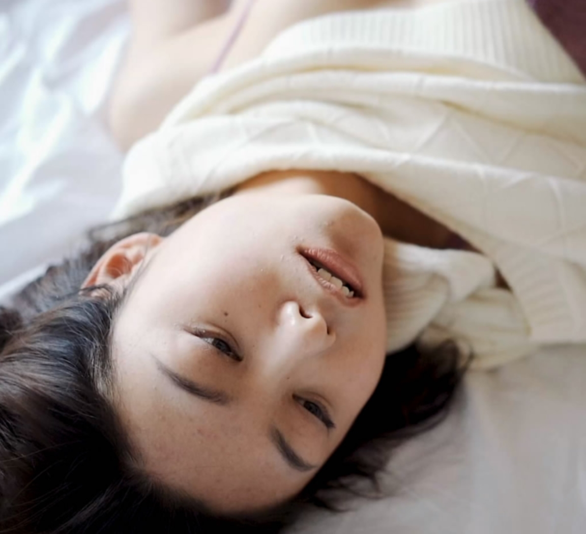 欧美的水准，但对于爱好冰恋和欧美系列的人来说，这些“死体俱乐部定制视频合集”绝对是一次不可错过的体验。