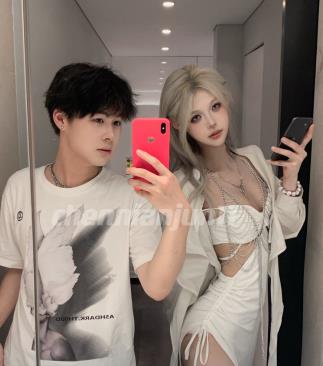 推特神颜网红TS-陈念君自拍资源,颜值身材超群,每部短视频都露脸展示真身,后花园风光让人陶醉,下载观看绝对不会失望!