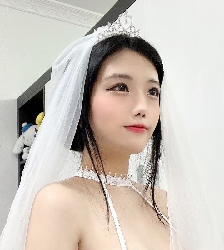 “绝美婚纱风”：喵四剧情婚纱8v1.45g，收藏百度