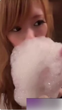 留学生笨趴小哥哥作品合集，99个视频3.2G，妹子互动水帘洞身材诱人