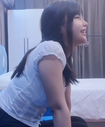 中收集了李明的精彩表现，让观众近距离感受他的魅力。自行打包个人精选高颜值探花合集，绝对是粉丝们不容错过的珍藏！