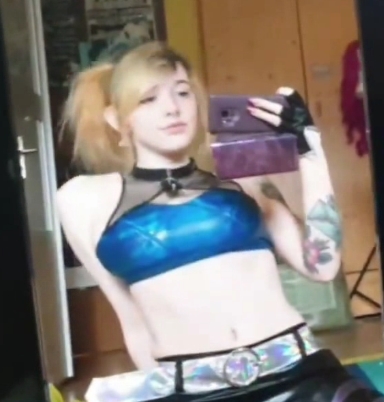 Enafox珍藏合集：226P图片与42个视频，2.23G精彩内容，百度盘解压秘籍大揭秘！