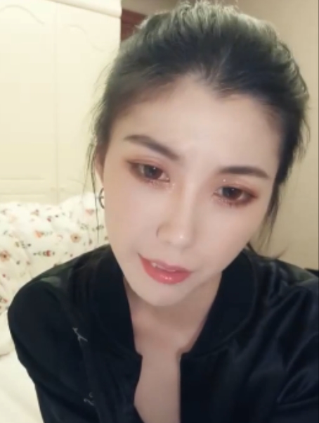 卡哇伊主播百度云首秀cccllll最新合集1V2G，文本文档下载