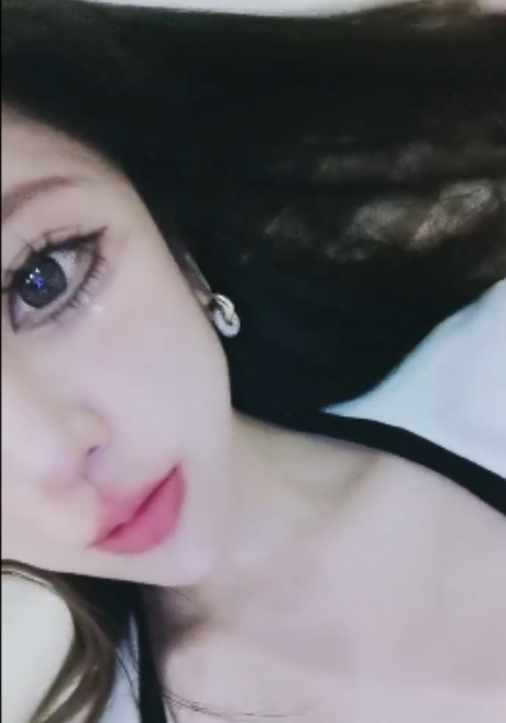 转载百度盘御姐晚晚最新合集19V17.08G，水流不停释放