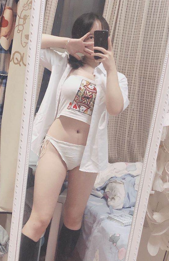 穷人女神富人小狗互动合集170P32V523M，青春泄密解压必备