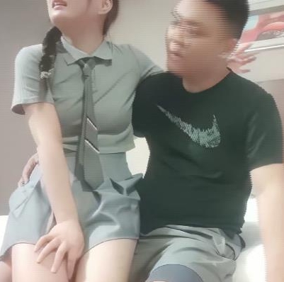 猥琐大叔PUA小姐姐最新合集1V1G，情感给控揭秘