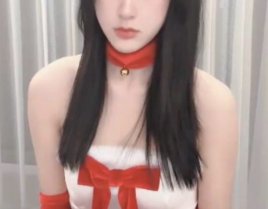 《[自行打包]Stripchat高挑主播Angela000优质表演合集8V3.37G，视觉冲击与自我探索》