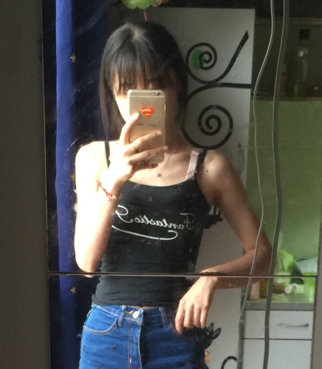 快手高挑学生桑梦珍最新合集28V8.12G，上海自拍