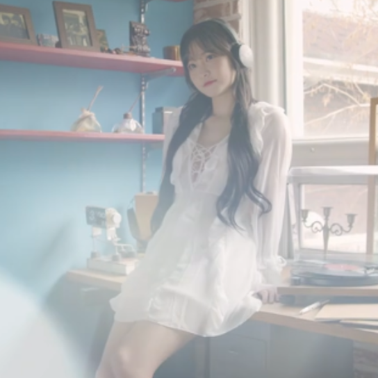 性感御姐百度盘合集超顶身材8V1.73G，服装多样满足你