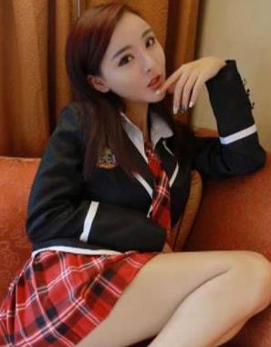 推特福建反差婊希妹黑料合集9.5G，球前大灯与美腿冲锋