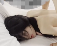 视频颜值学妹旅馆约会太销魂1V950M学生风