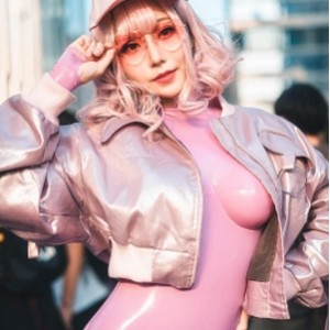 微博菌烨全系作品40期3.6G这身材绝了