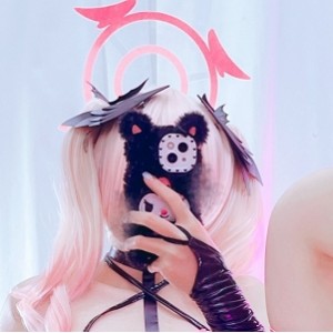 P站Ayame极致诱惑cos合集32部1.95G黑丝福利