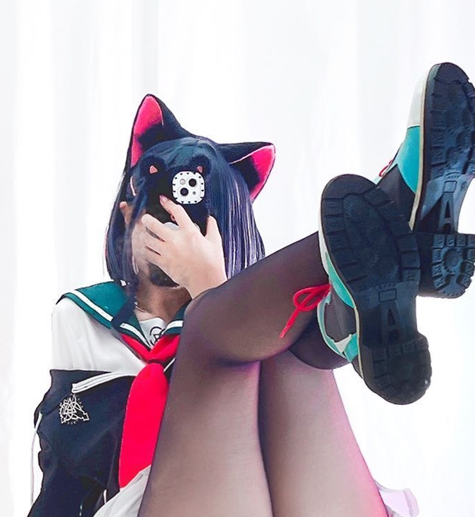 P站Ayame极致诱惑cos合集32部1.95G黑丝福利