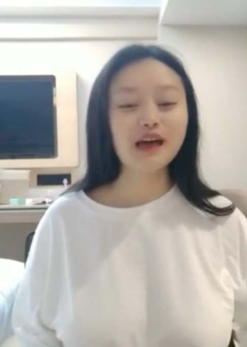 抖音小毒甜绝密视角户外直播8部7.4G湿身热舞