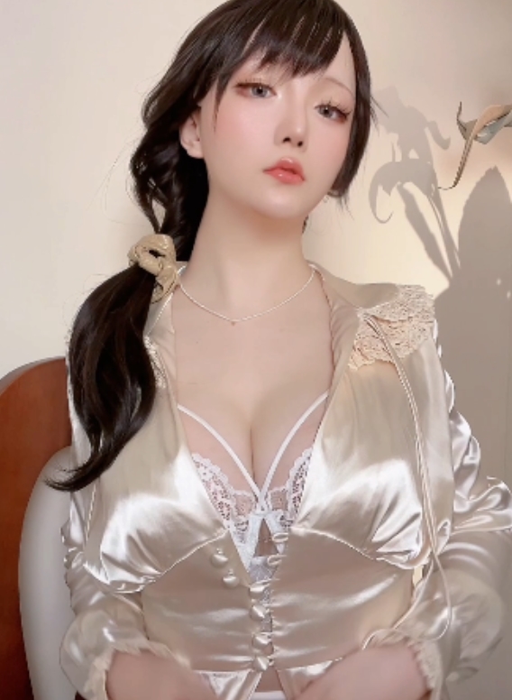 星之遲遲八月私密作品特辑推特展示4.1G绝密珍藏