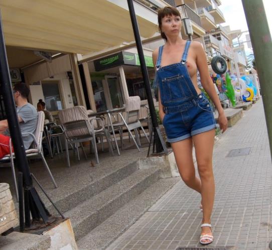 naughty_lada奇特真人秀33部6.5G推特神级给作