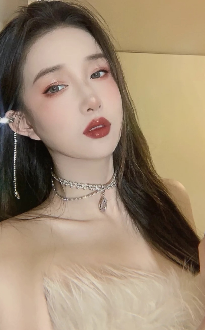 快手妲己绝密档案视频合集7v6p2.8G逆袭神话