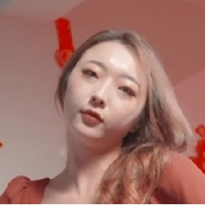 吴文淇新年聚会私人视频1V810M推特绝密泄露