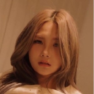 TikTok孟若羽热舞视频1V957M太顶了