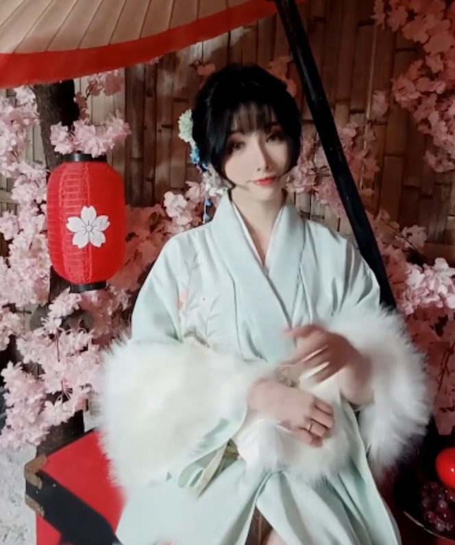 微博rioko凉凉子私房作品多部63G超顶