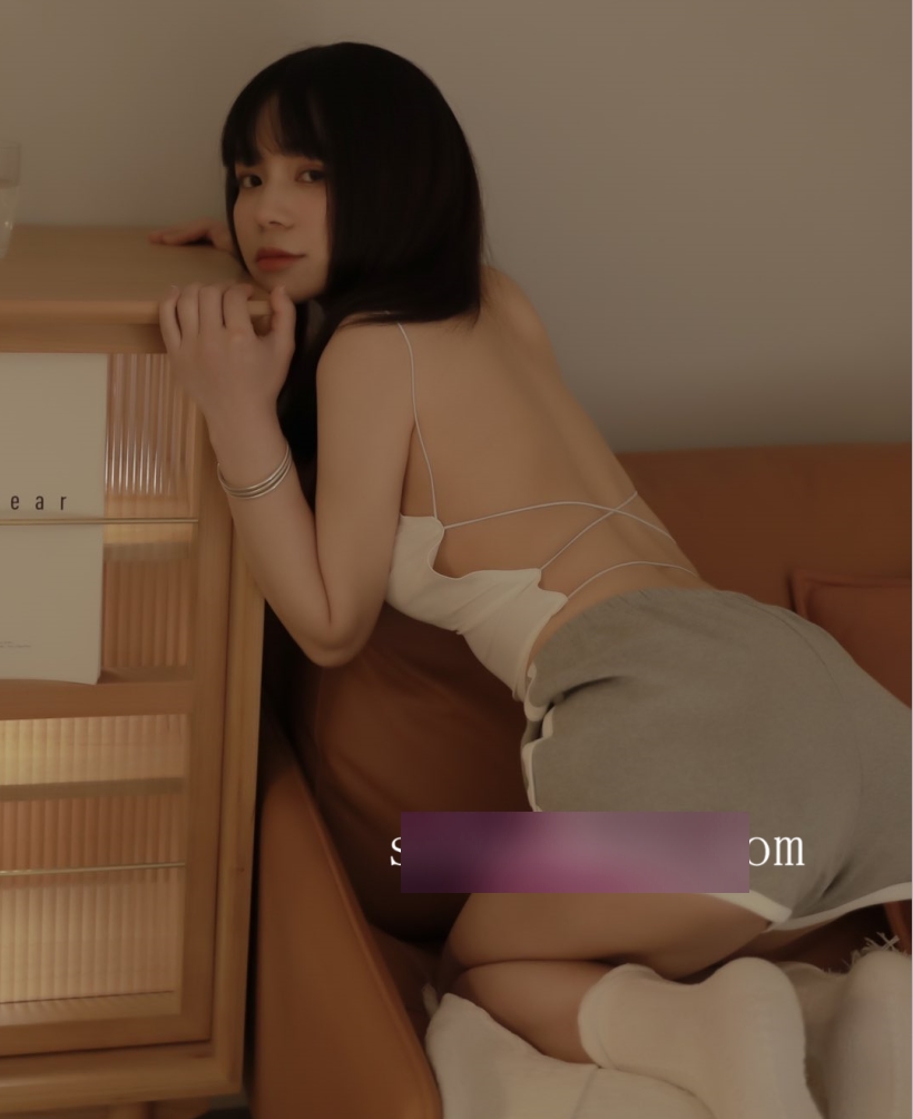 魔都抖叔劲爆私拍5V合集1.38G希威社胡萝卜狂野三人游