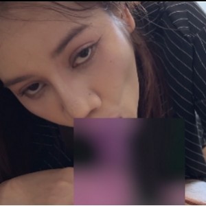 推特贝拉黑丝情侣档11部24.4G汁水四溢