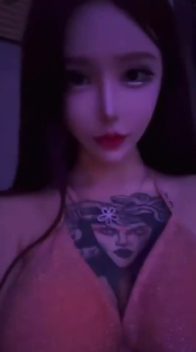 金伊娜蜜桃臀私拍视频合集88部50G优质身材