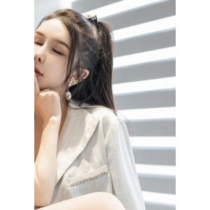 推特李丽莎潘娇娇百合互磨9部2.8G优质