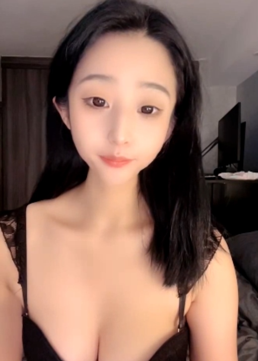 航空学妹菲菲珍藏版26V25.5G推特展示