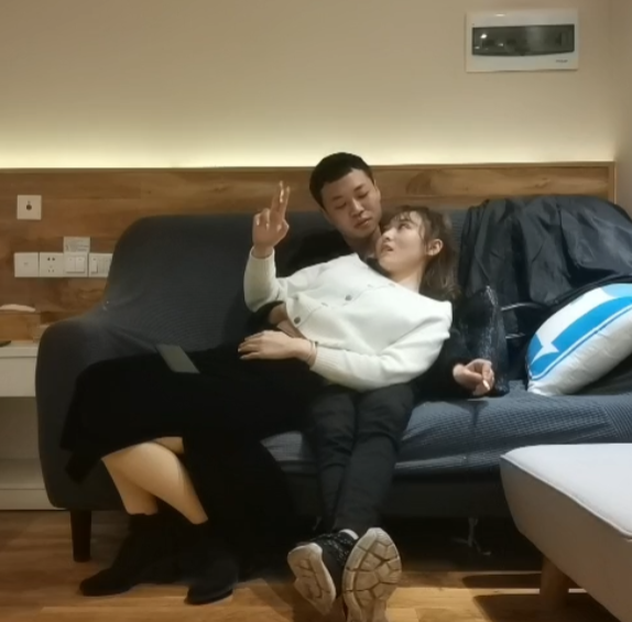 优阁黄先生高端御姐合集89V65G那个腿绝了