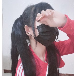 福利姬甜美小娇妾沈娇娇34套9.8g呐喊