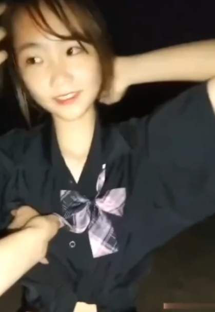 太诱人了80M小妹子劲爆夜生活1部深夜资源