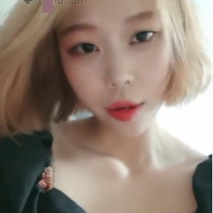 蜜桃资源社白桃S有尺度4V合集944MB梦中情人