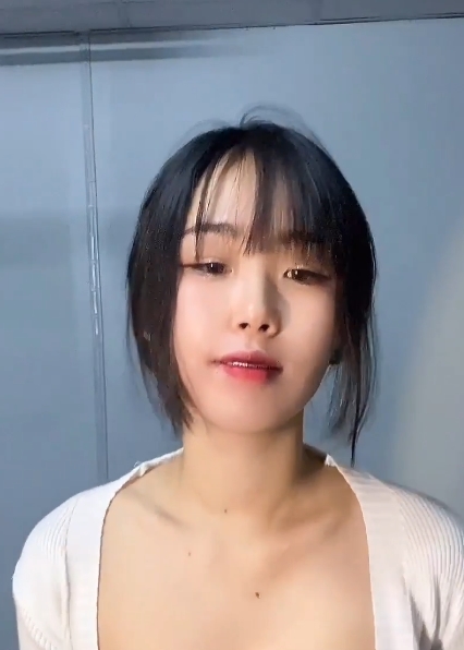 熊猫小美福利姬舞蹈合集86部46G太润了