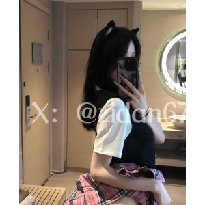 抖音紫蛋反差女神16部2.8G太火辣